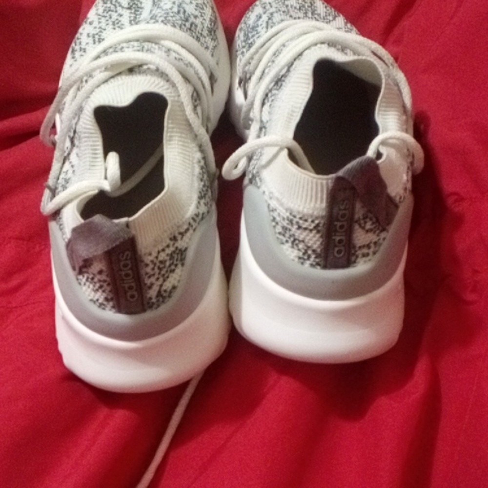 Shoes. - Picture 6 of 6